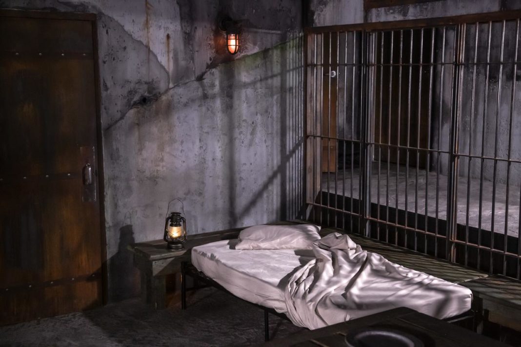 alcatraz - haunted jail cell