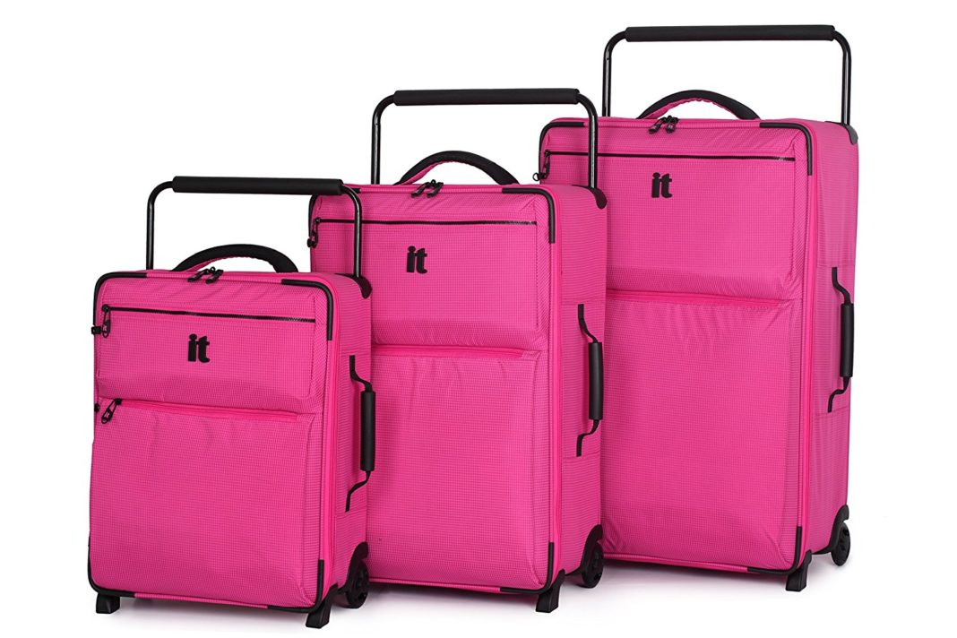 IT Luggage Review: Innovative Luggage with Design in Mind - trekbible