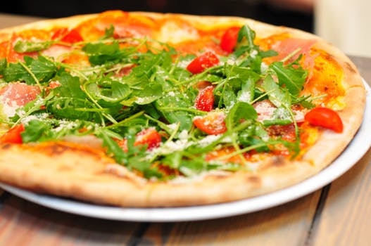 things to do in Rome - Eat (amazing) pizza