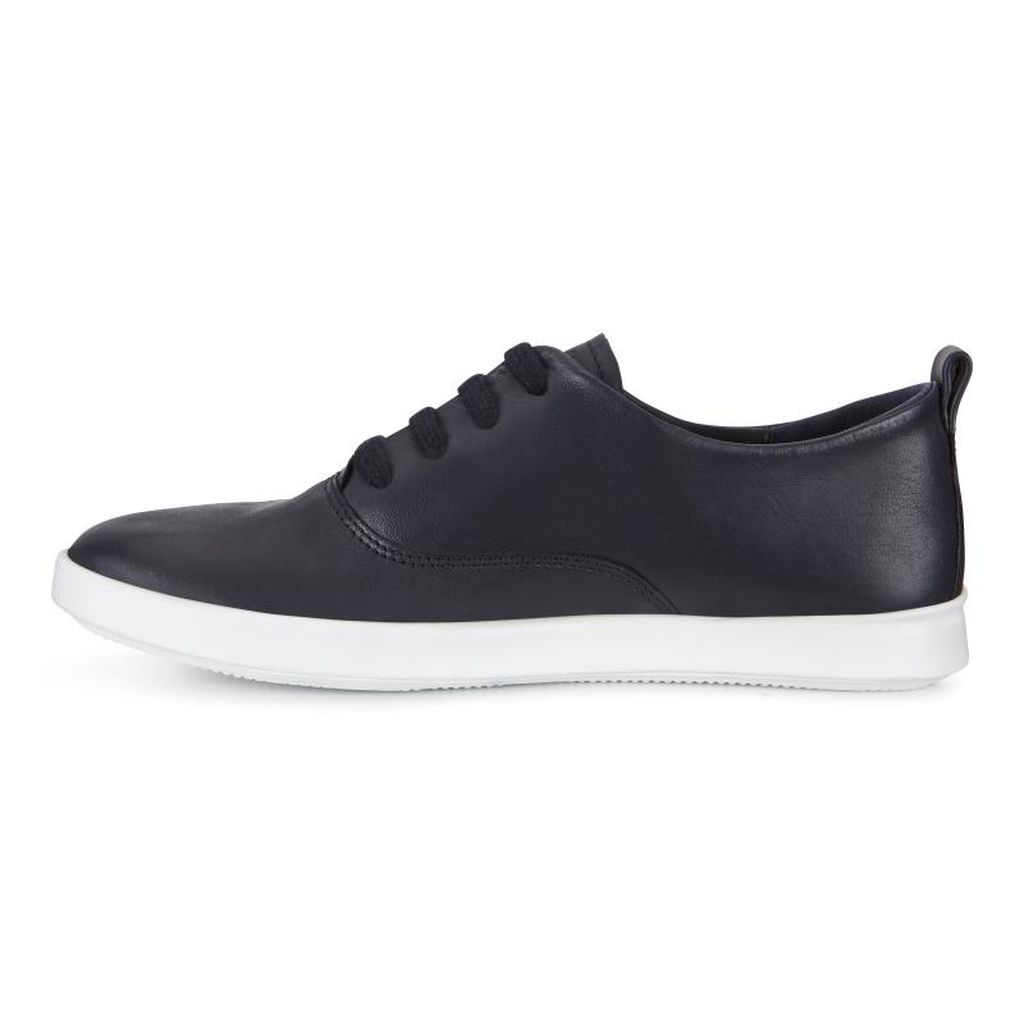 Ecco Women’s Leisure Tie Sneaker