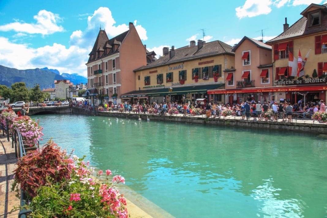 best day trips from paris - Annecy