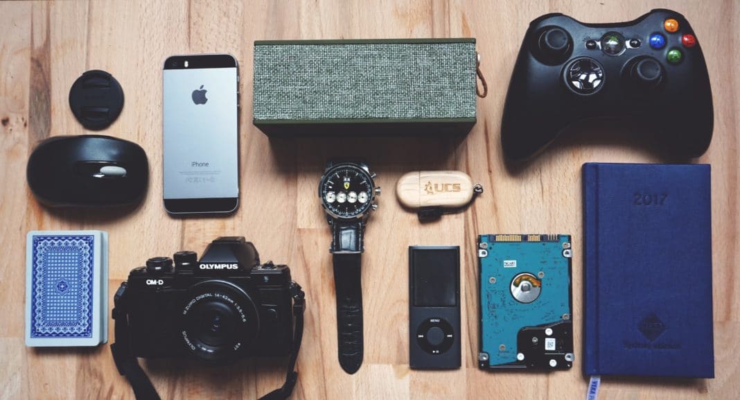Best Travel Gadgets Under $50 The Best Travel Gadgets Under $50 - trekbible