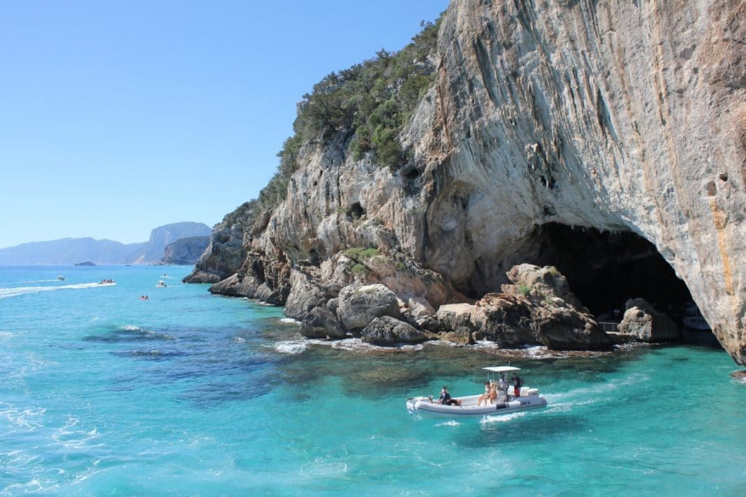 southern Italy - Cala Granara