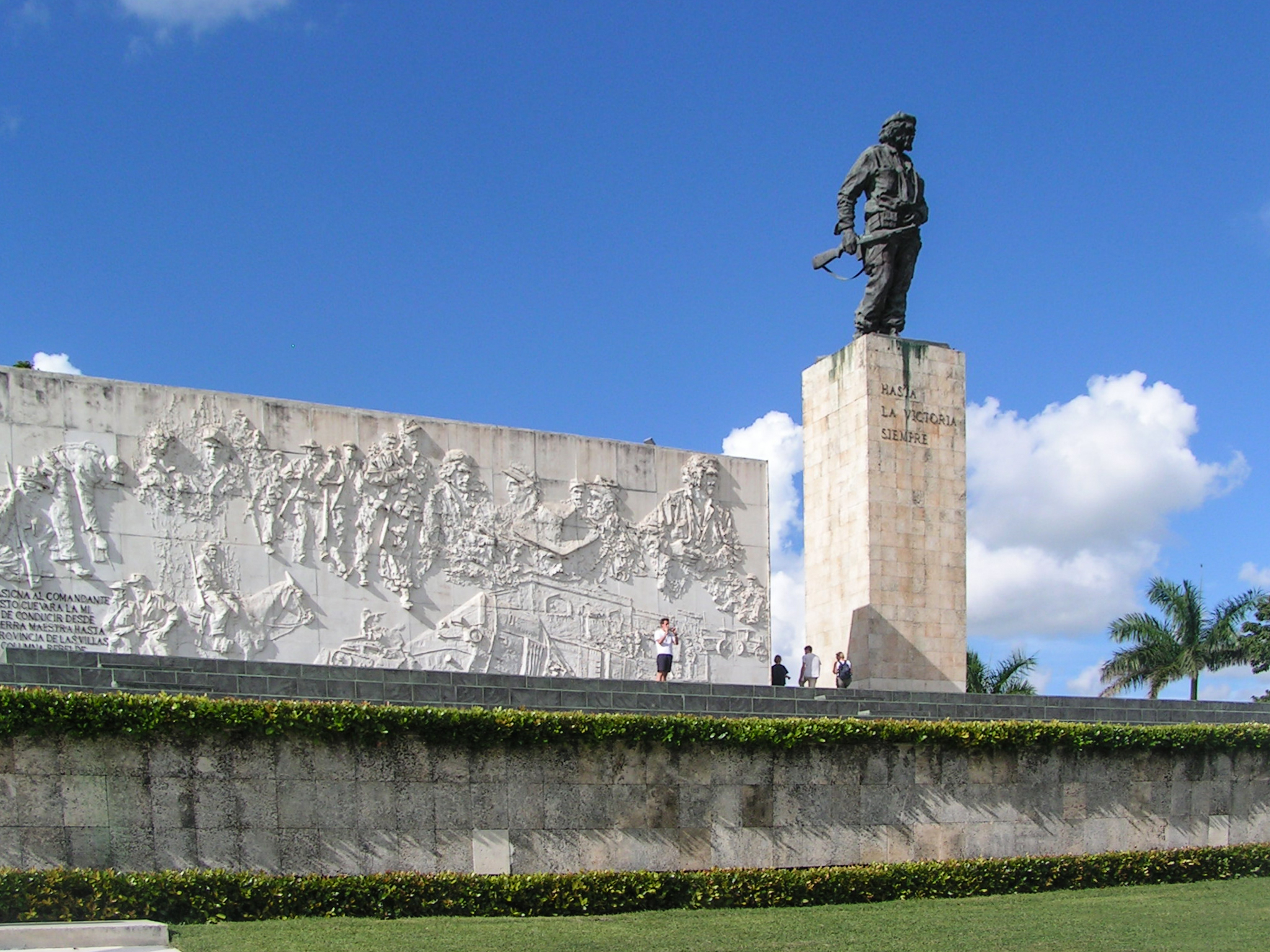 things to do in cuba - Che Guevara Mausoleum