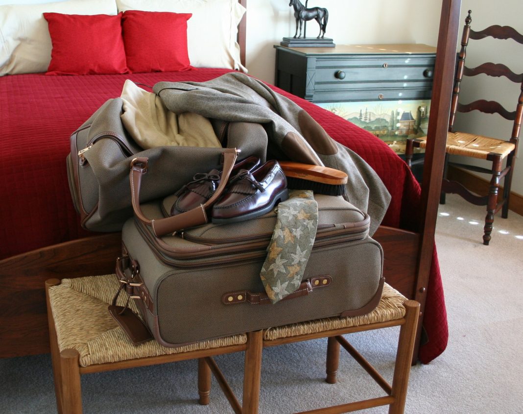 how to pack a carry on - Be Resourceful