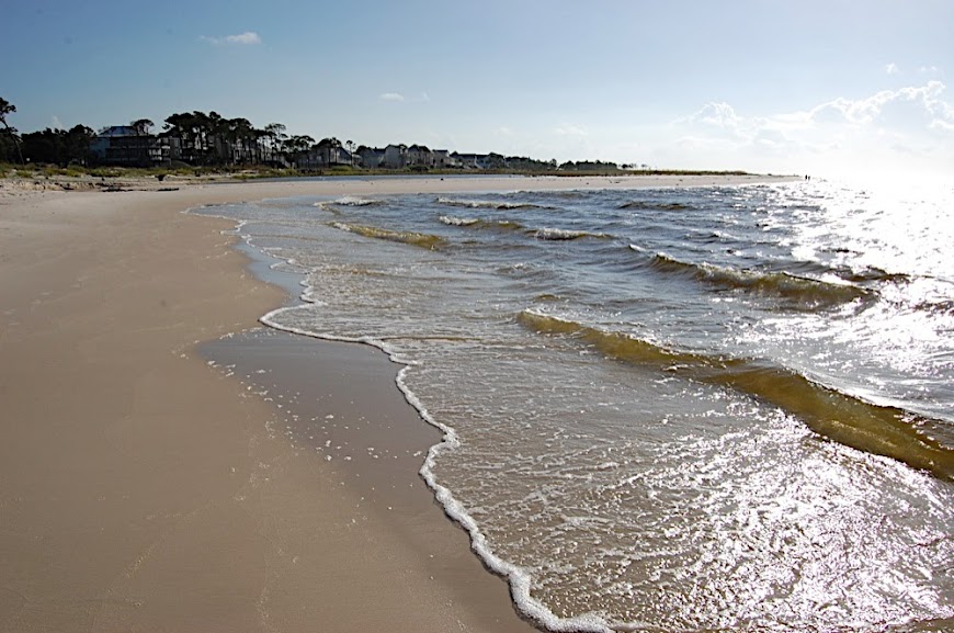 best family beach vacations - Dauphin Island Public Beach