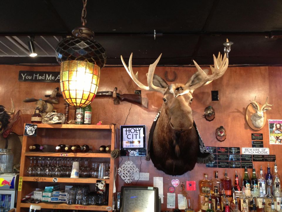 dive bar - The Tattooed Moose