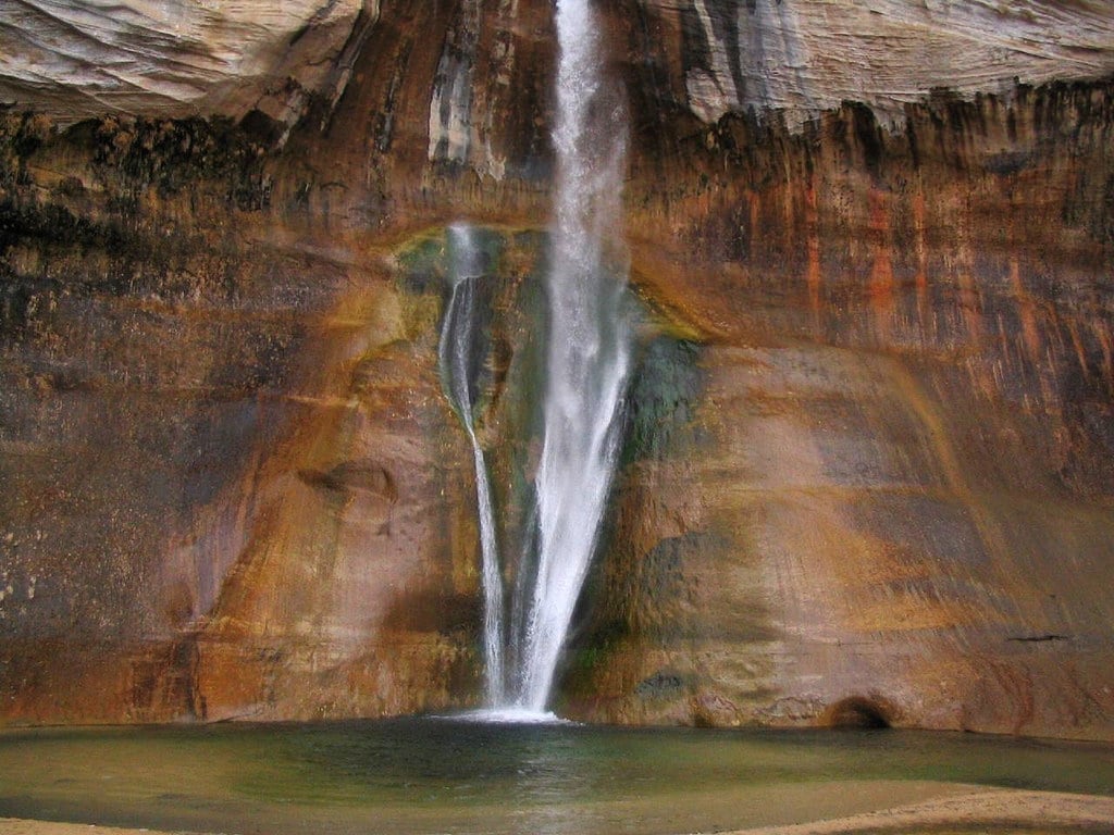 best hikes in Utah - Lower Calf Creek Falls