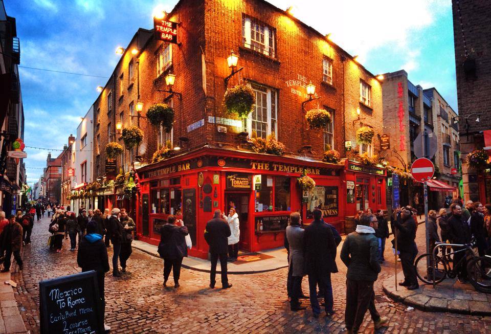 Best things to do in Ireland - The Temple Bar