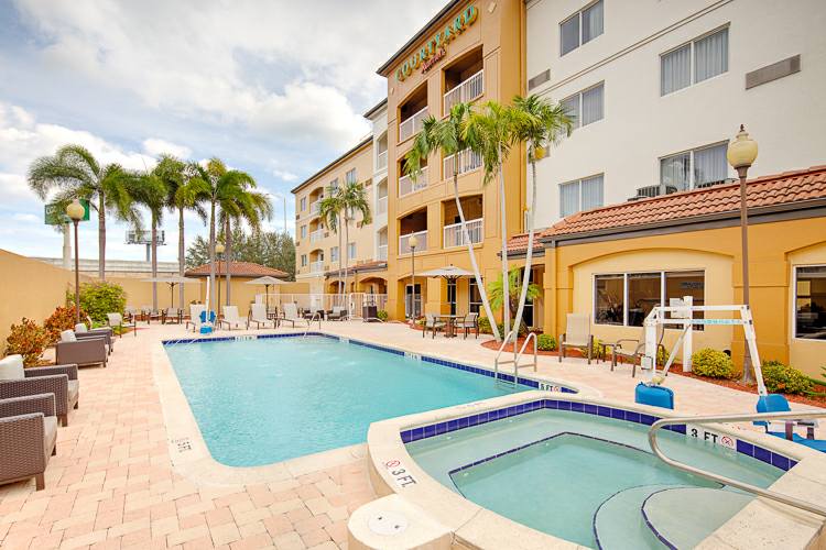 hotels in west palm beach - The Courtyard