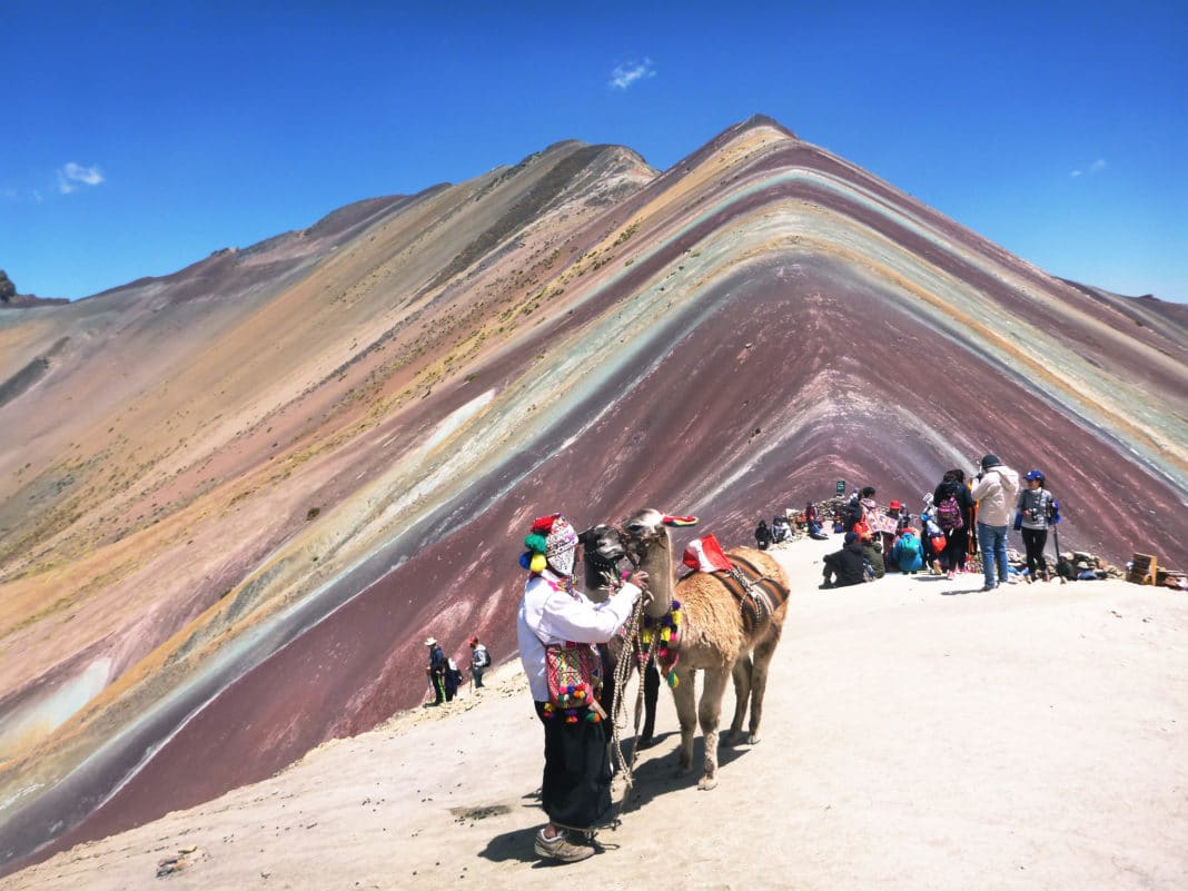 rainbow mountain, peru - Guides