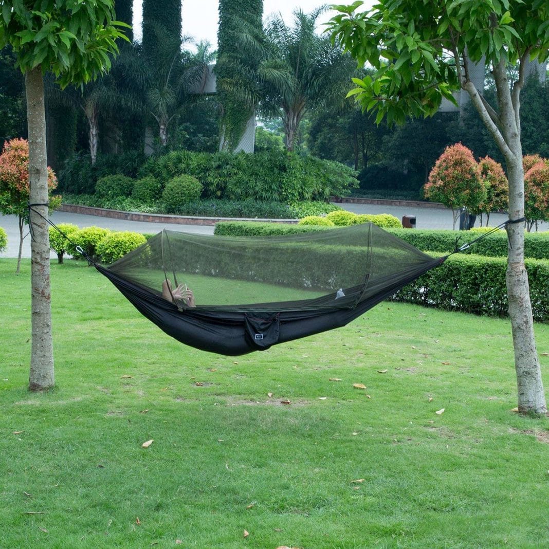 isYoung Parachute Fabric Hammock - Durable and Antibacterial