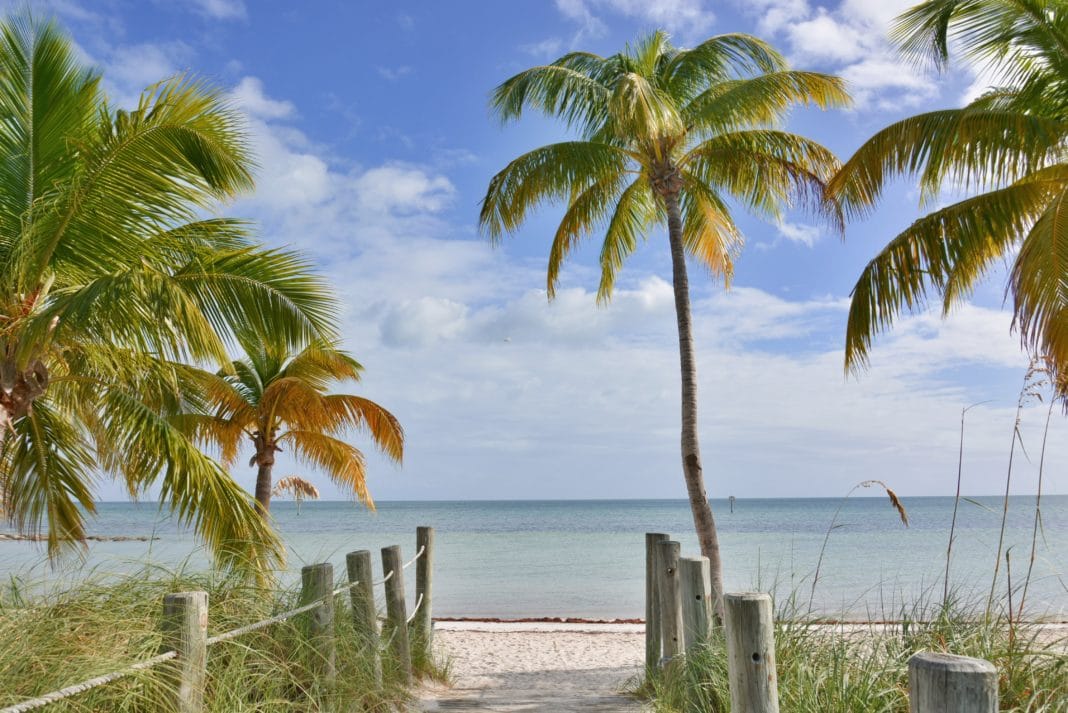 best beaches in key west - Smathers Beach