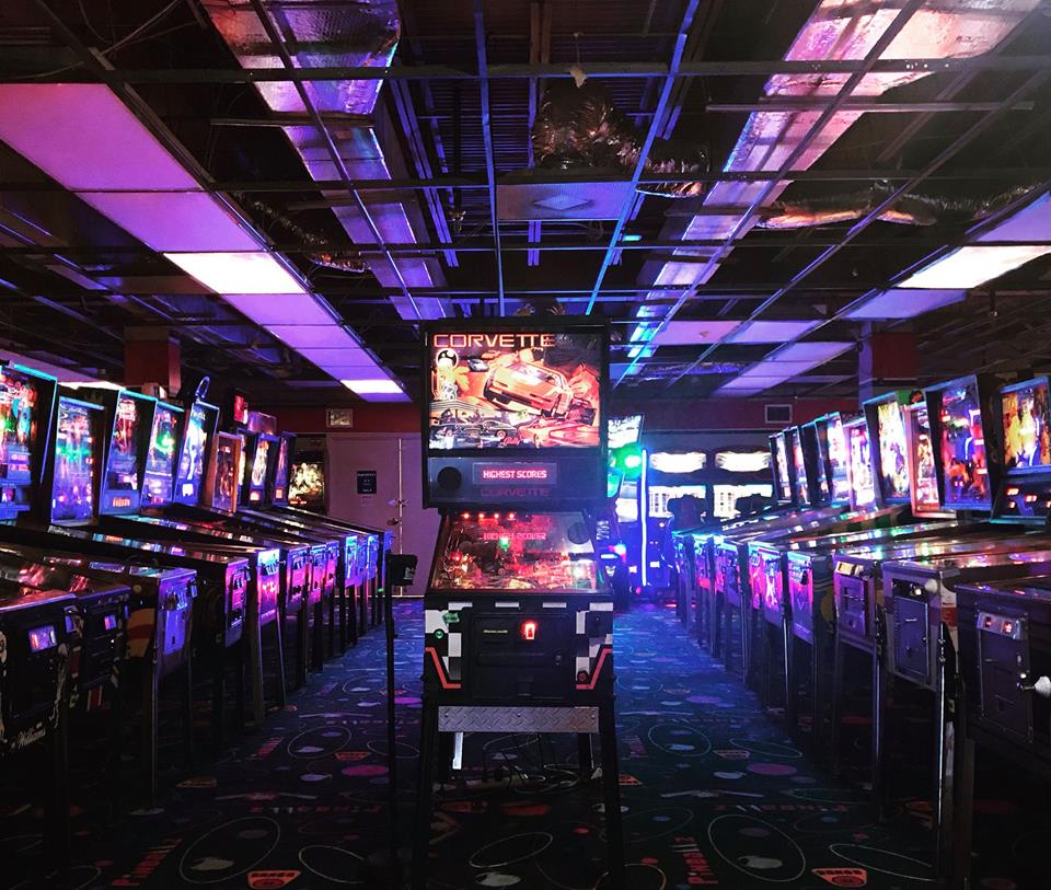 things to do in Austin with kids - Pinballz Arcade