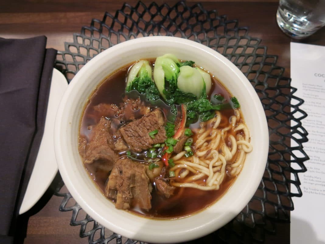 best Chinese dishes - Beef Noodles