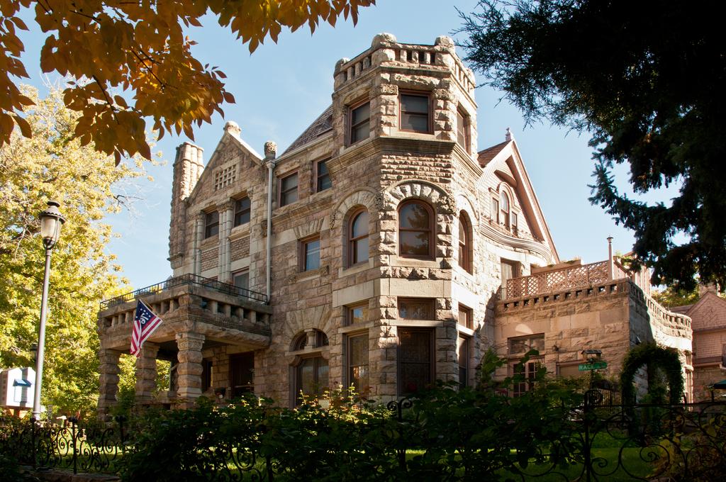 best hotels in Denver - Castle Marne