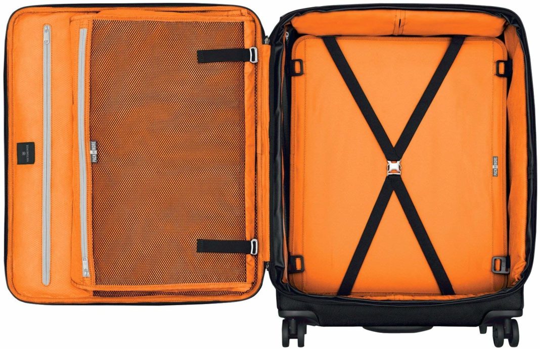 Victorinox luggage - Werks Traveler 