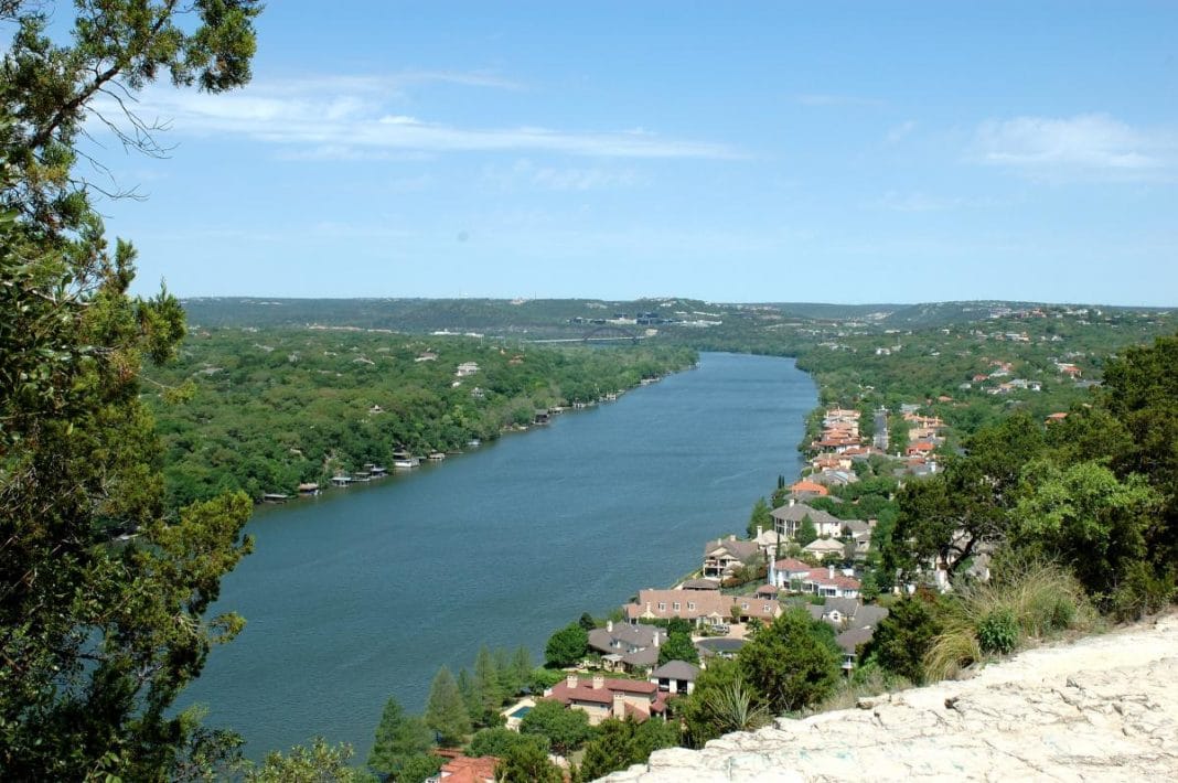 things to do in Austin with kids - Mount Bonnell