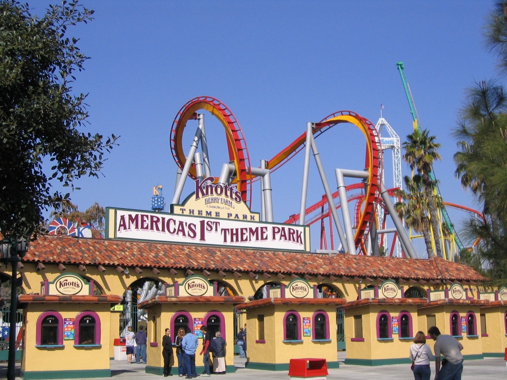 amusement parks in california - Knott’s Berry Farm