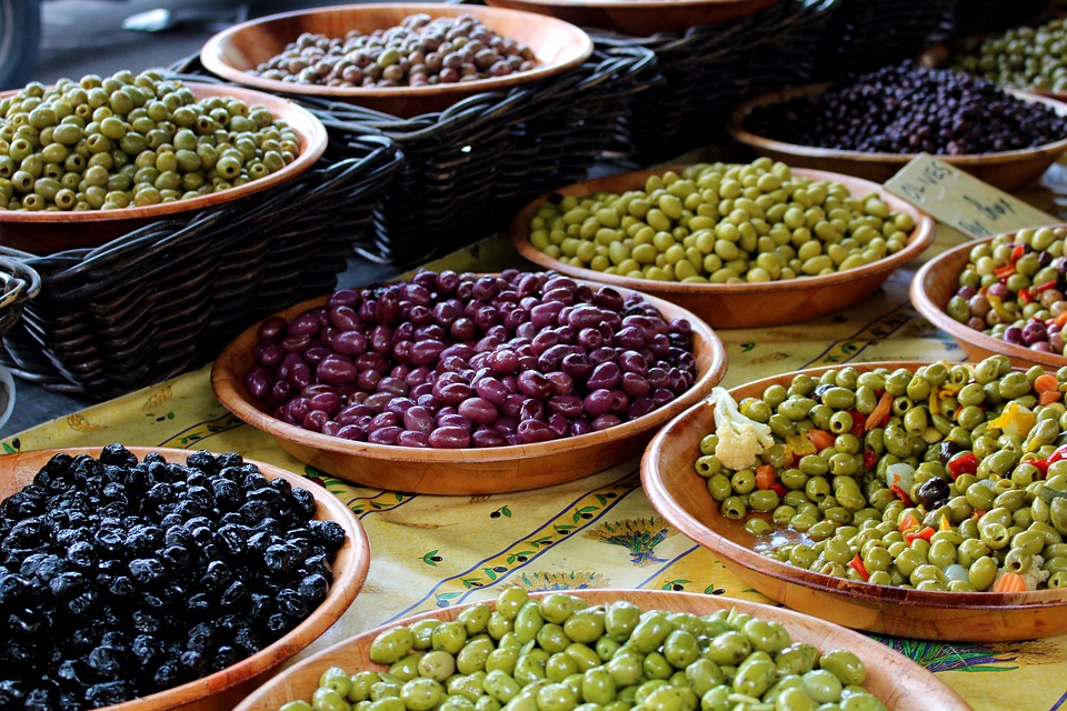 14 Types of Mediterranean Food You Need to Try | Trekbible