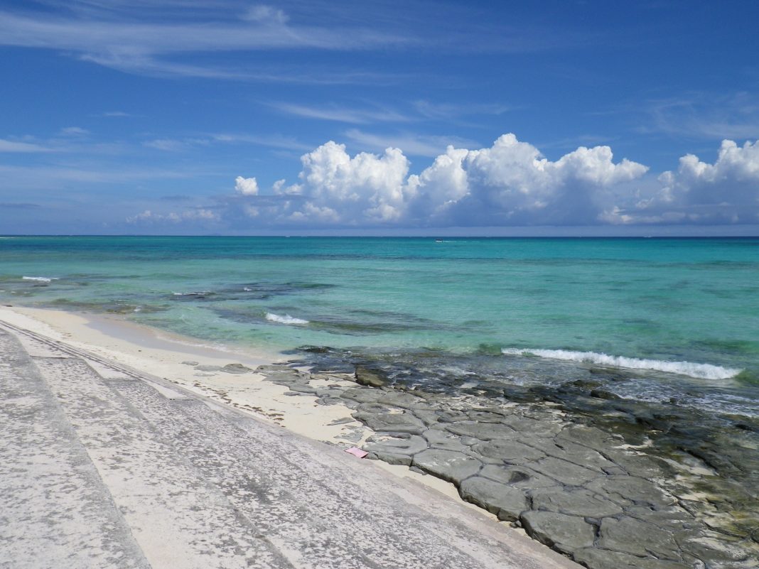 best things to do in japan - beach in Okinawa