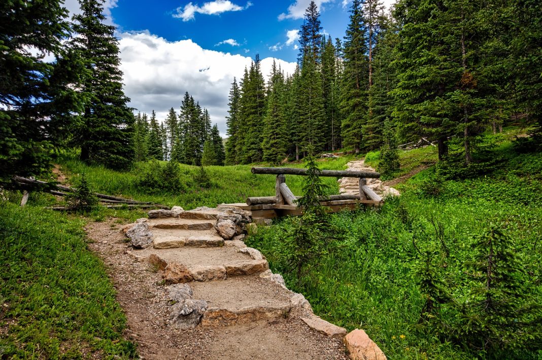 Boulder Hikes -  Bobolink Trail