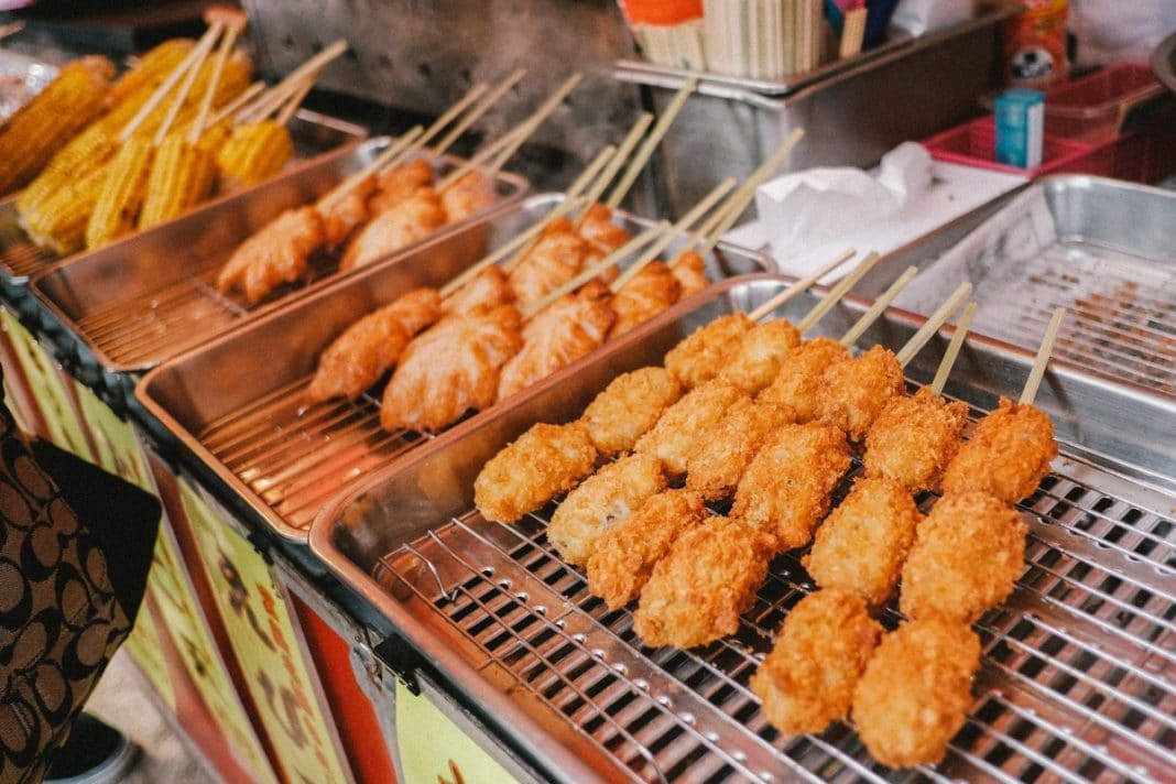 12 Delicious Types Of Vietnamese Street Food And Drinks Trekbible