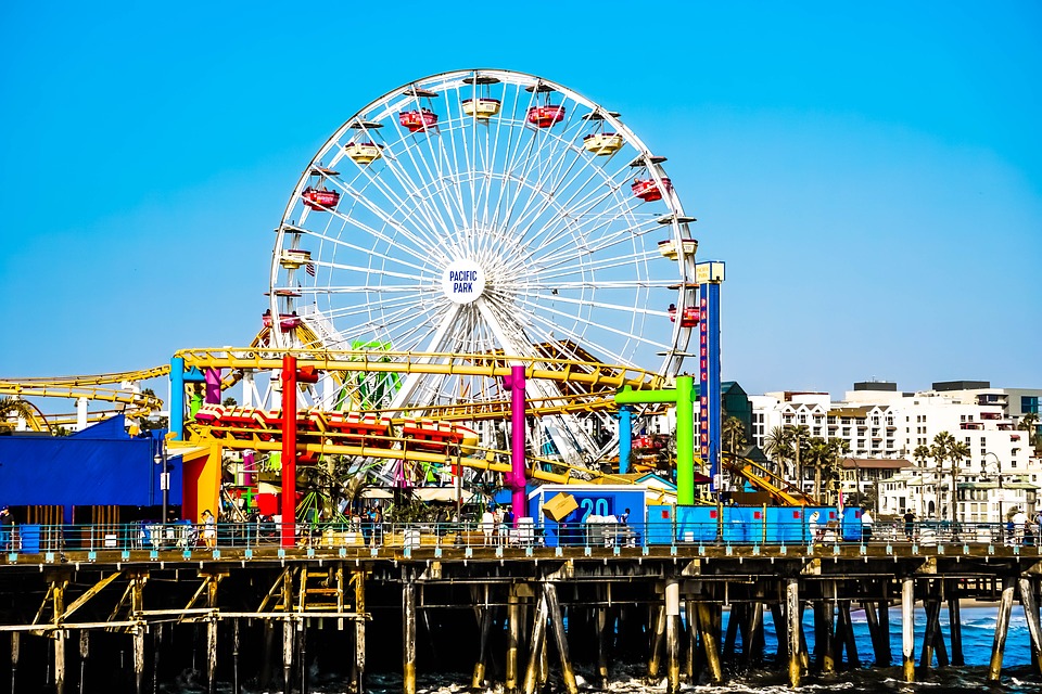 amusement parks in california - Santa Monica Pier