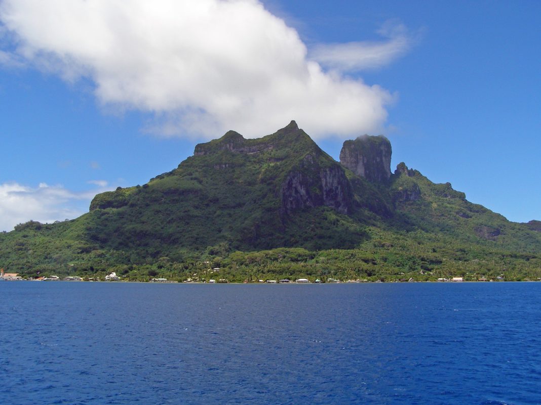 things to do in bora bora - Hike Mount Otemanu