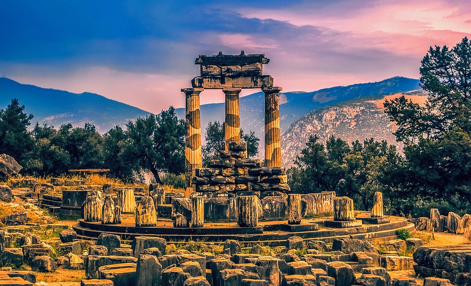 things to do in athens - Delphi