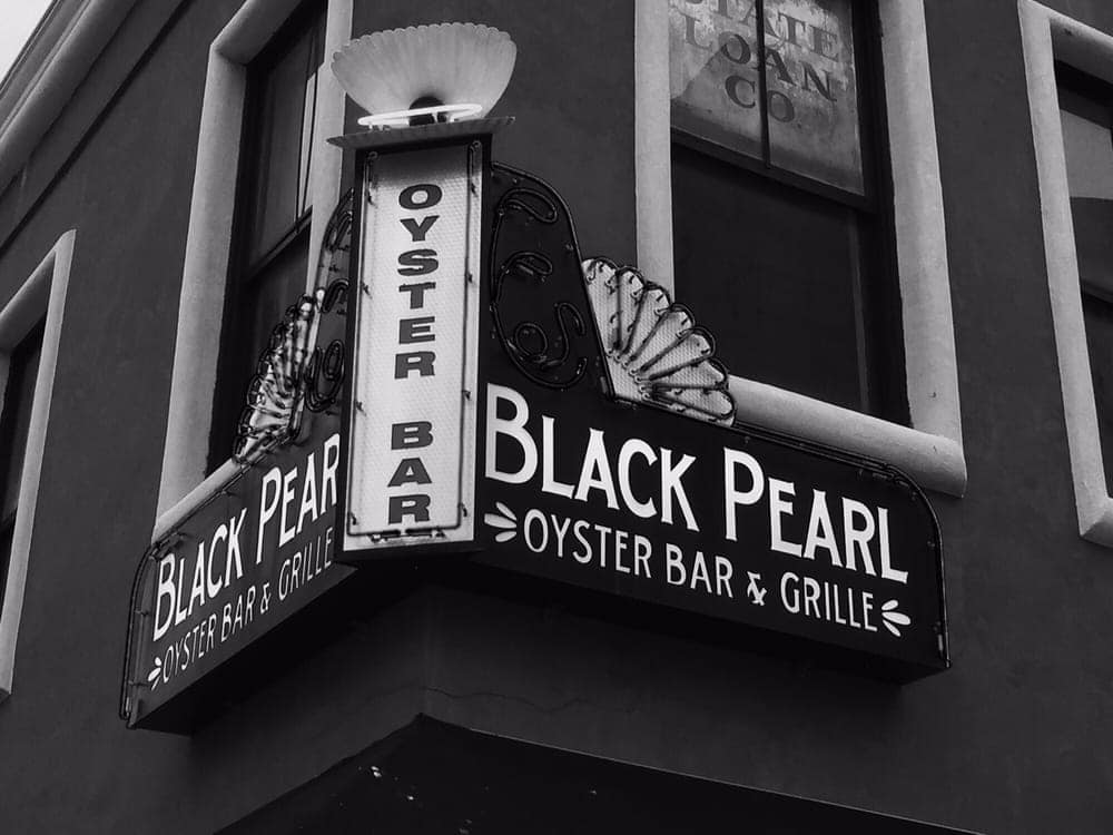 galveston restaurants - Black Pearl Oyster