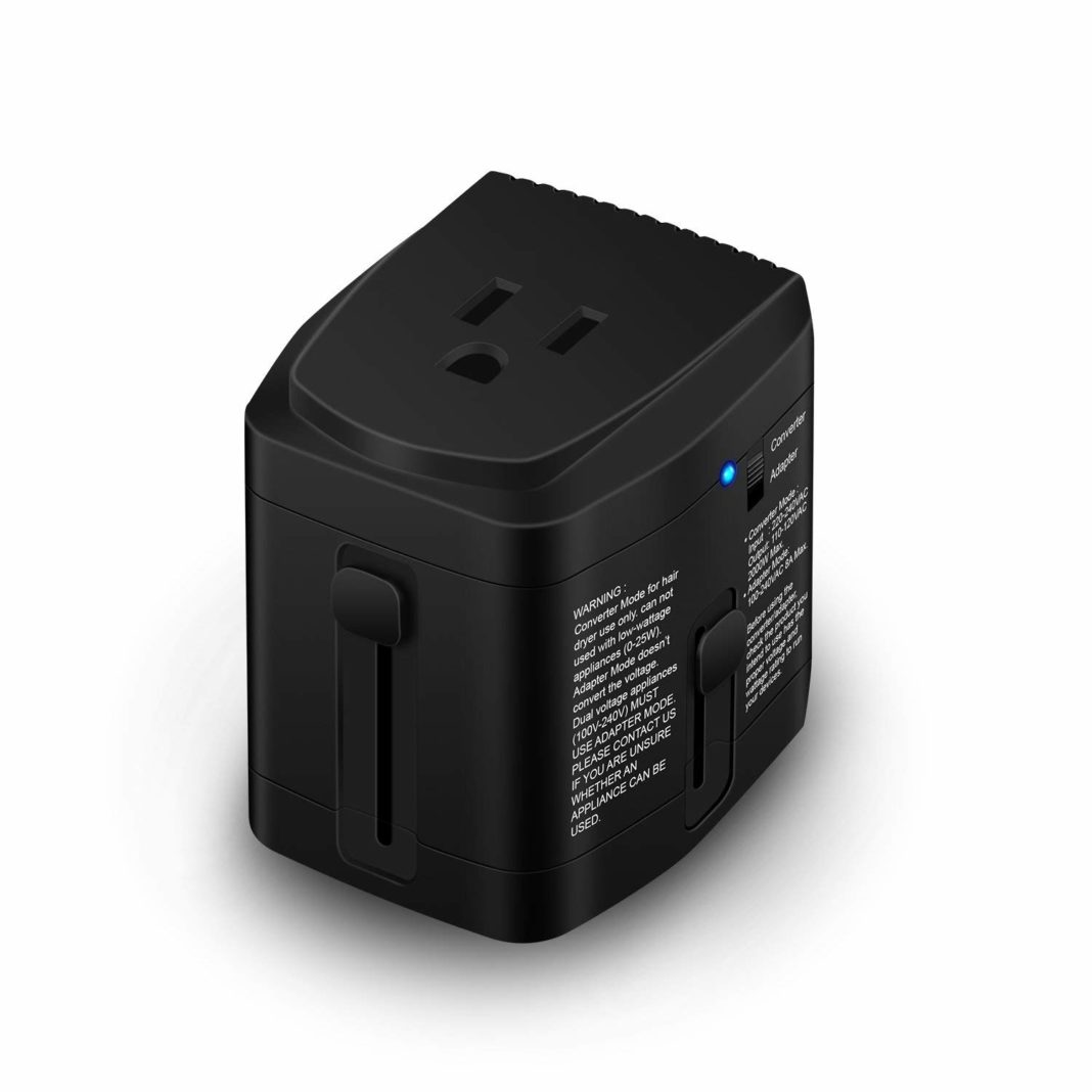 best travel adapter - Bonazza