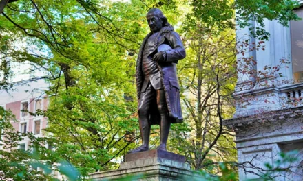 Freedom Trail Walking Tour – Boston’s Revolutionary Past Comes to Life