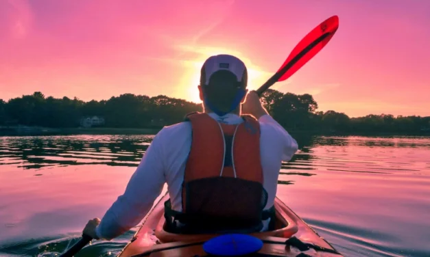Sunset Kayak Tour – Austin’s Twilight Paddle Experience